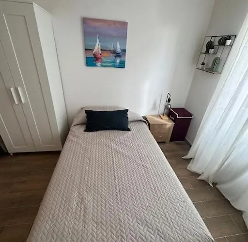 Sweet House A - Tor Vergata Metro C Apartment *