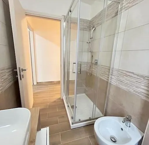 Apartment Sweet House A - Tor Vergata Metro C Rom